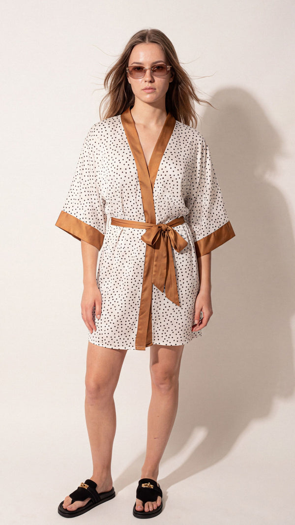 Saída Kimono S27 Poá Branco