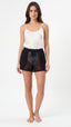 SAÍDA Short Liv S26 Crochete Joaquina Preto